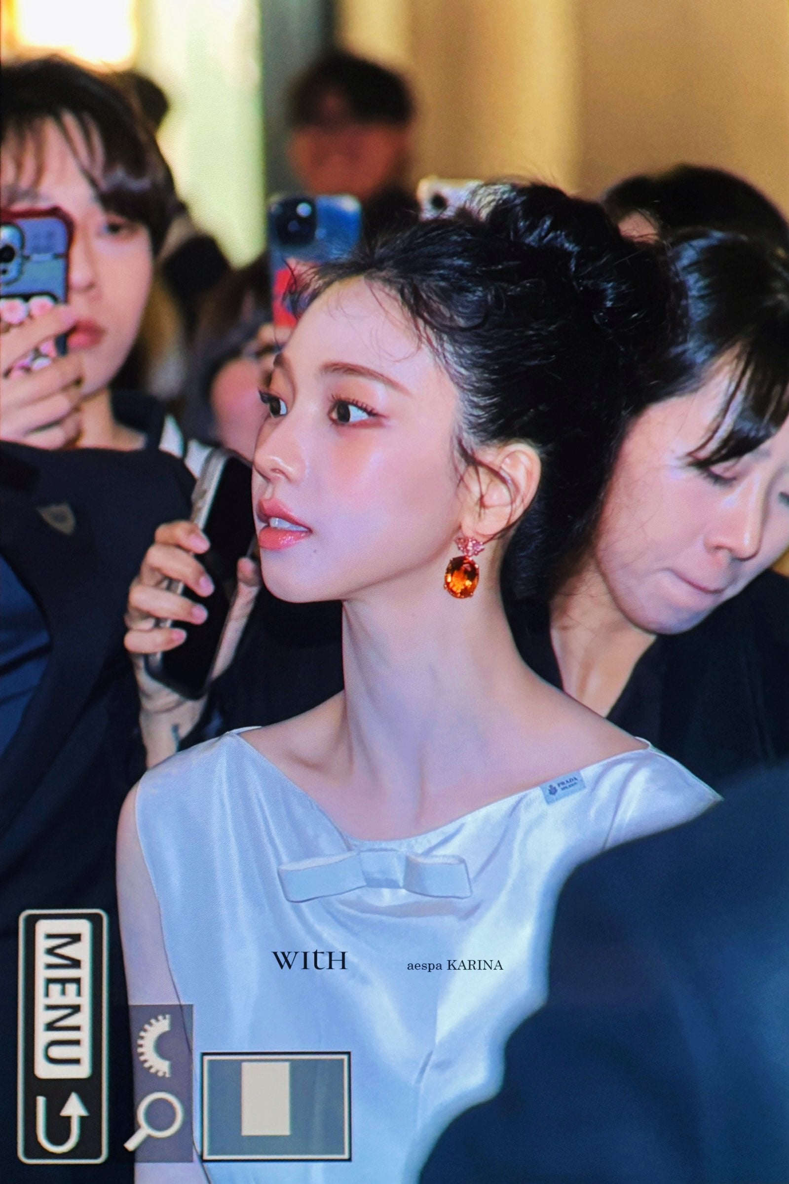 [잡담] 어제자 밀라노 패션위크 프라다쇼 카리나 옆태 | 인스티즈