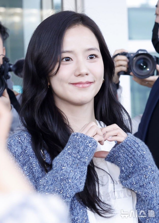 [잡담] 260227 지수 파리 출국 기사사진 | 인스티즈