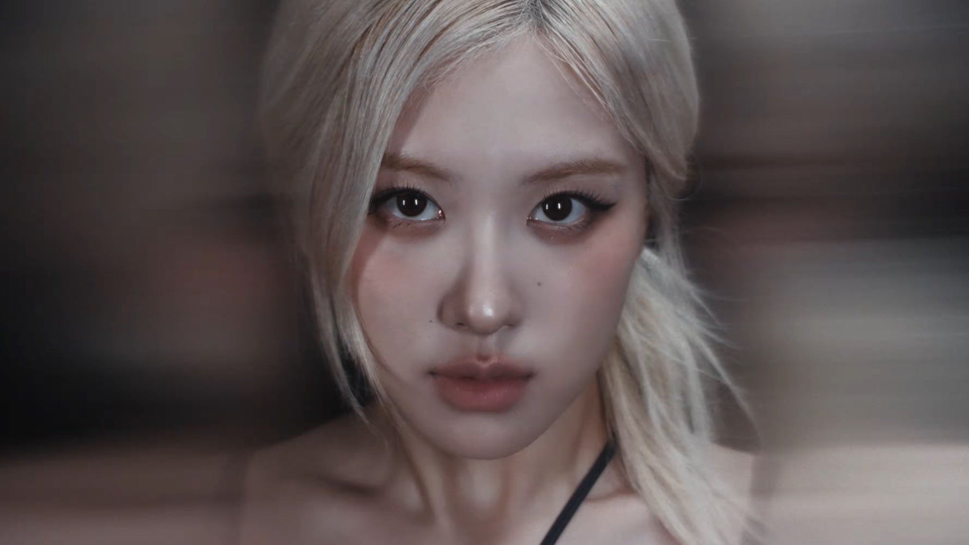 [잡담] 블핑 뮤비 멤버들 얼굴 클로즈업 많아서 | 인스티즈