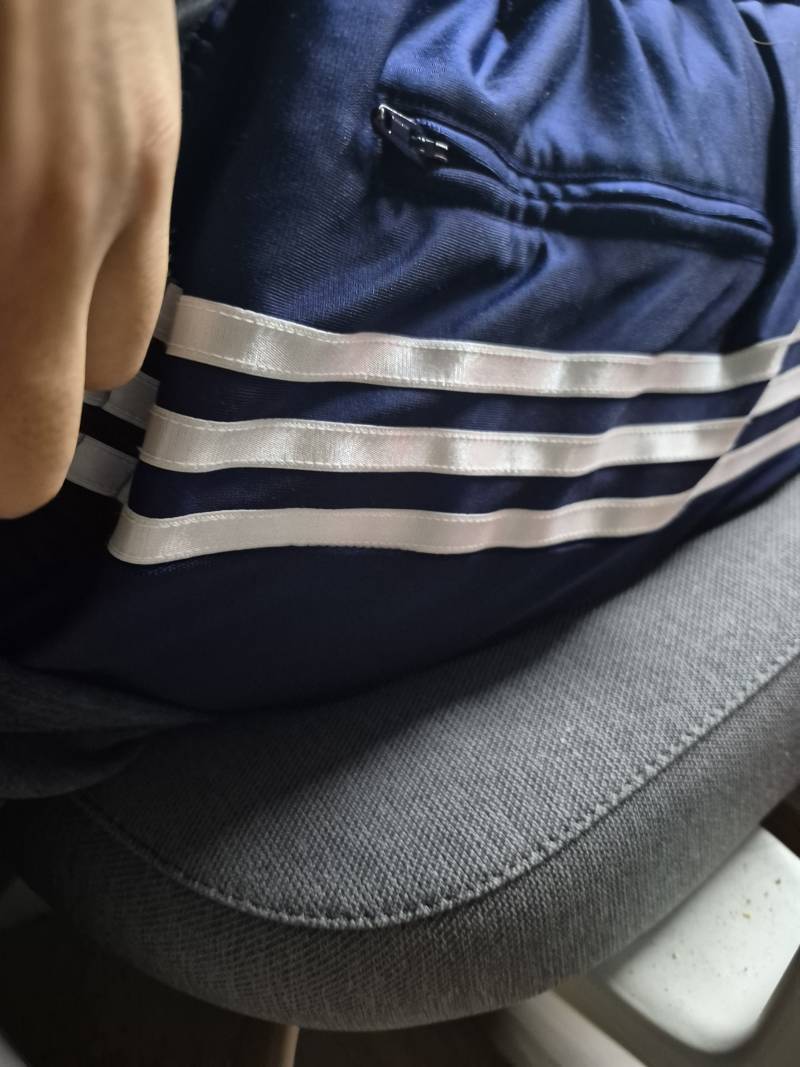 [잡담] 여익들아 내가 아디다스 여성용 파이어버드 츄리닝 바지입었는듸 어때?(남익) | 인스티즈