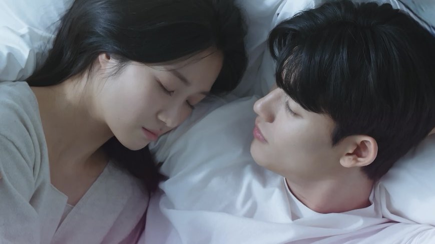 [잡담] 오인간) 오늘 너무 휘몰아쳐서 뇌정지 옴 그 와중에 침대씬 너무 예뻤다 | 인스티즈