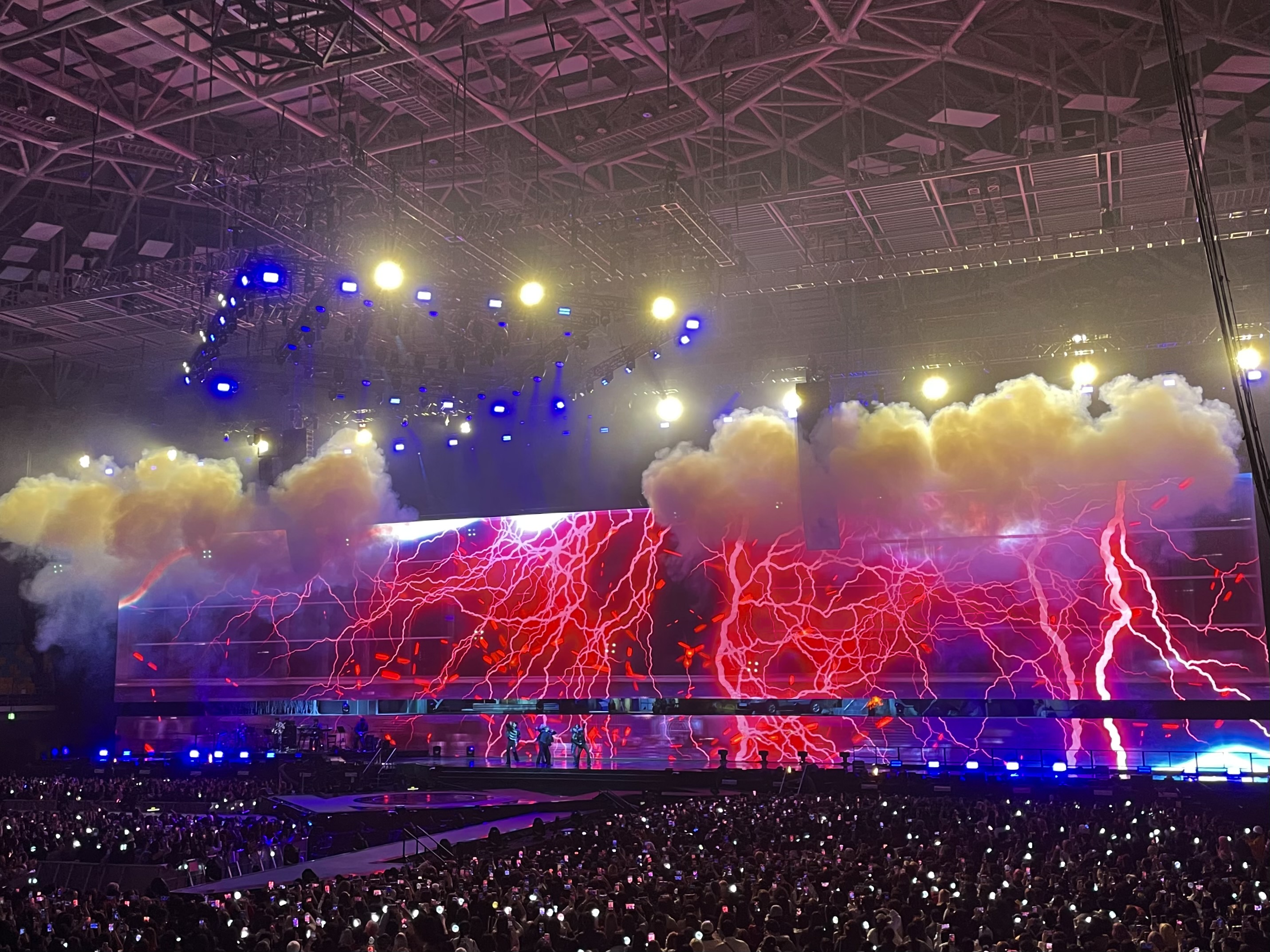 [잡담] 투바투 이번 콘서트도 연출 좋다 | 인스티즈