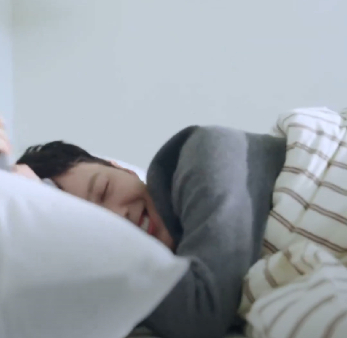 [잡담] 지디 집데이트 컨셉 찰떡이다 | 인스티즈