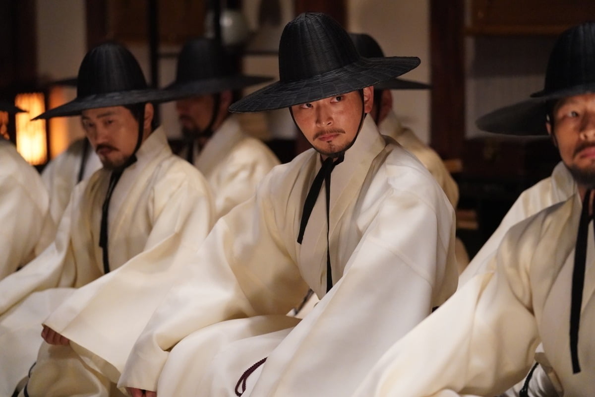 [잡담] 왕사남에 투에이엠 정진운도나왔다며 | 인스티즈