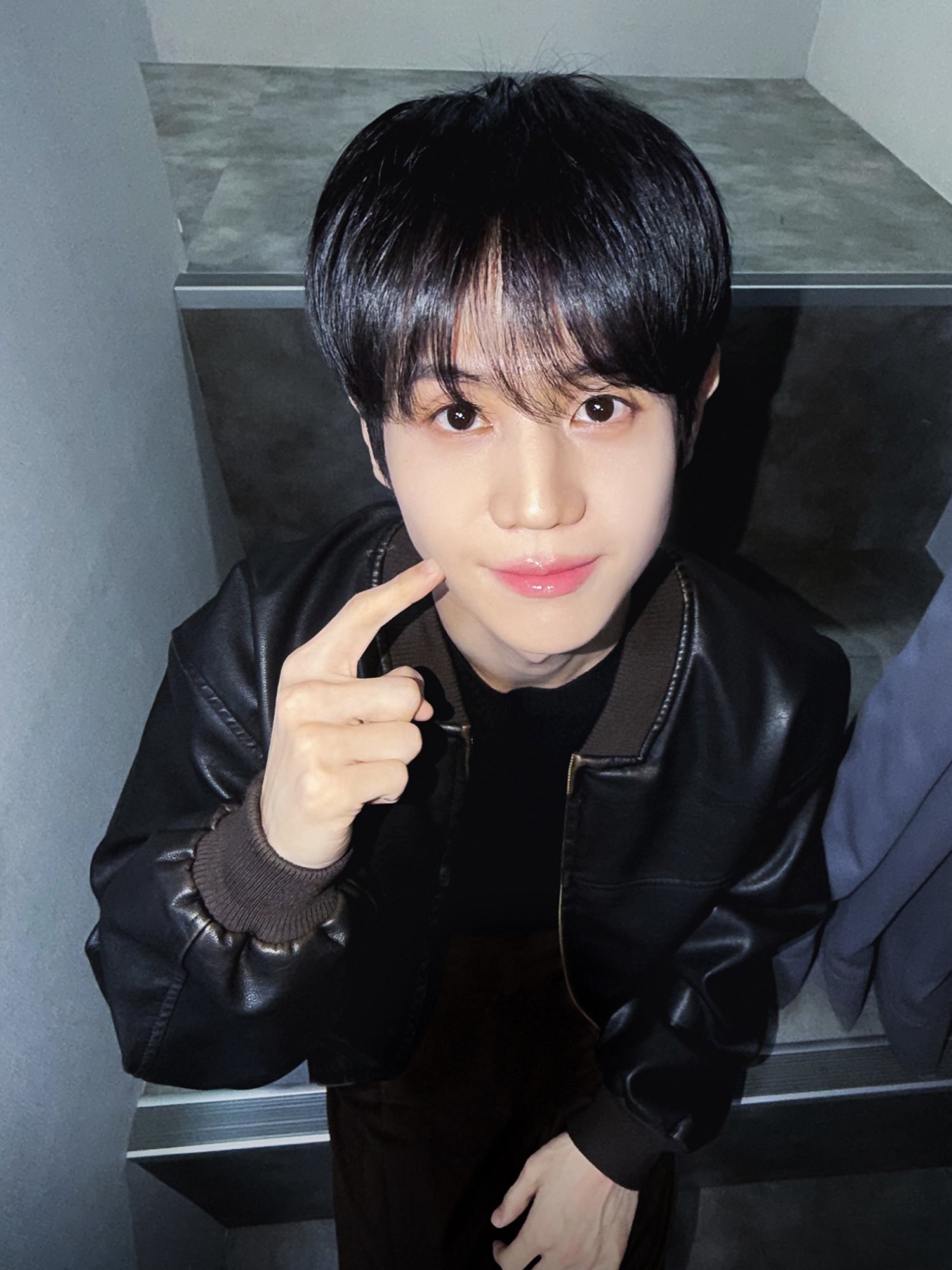 [잡담] 오늘자 양요섭 | 인스티즈