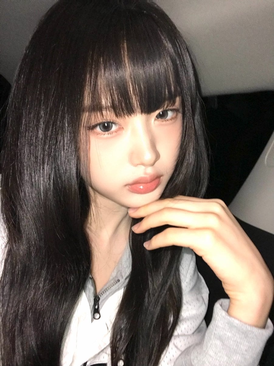 [잡담] 키키 키야 셀카수업 받고싶을 정도로 사진 잘 찍는듯 | 인스티즈