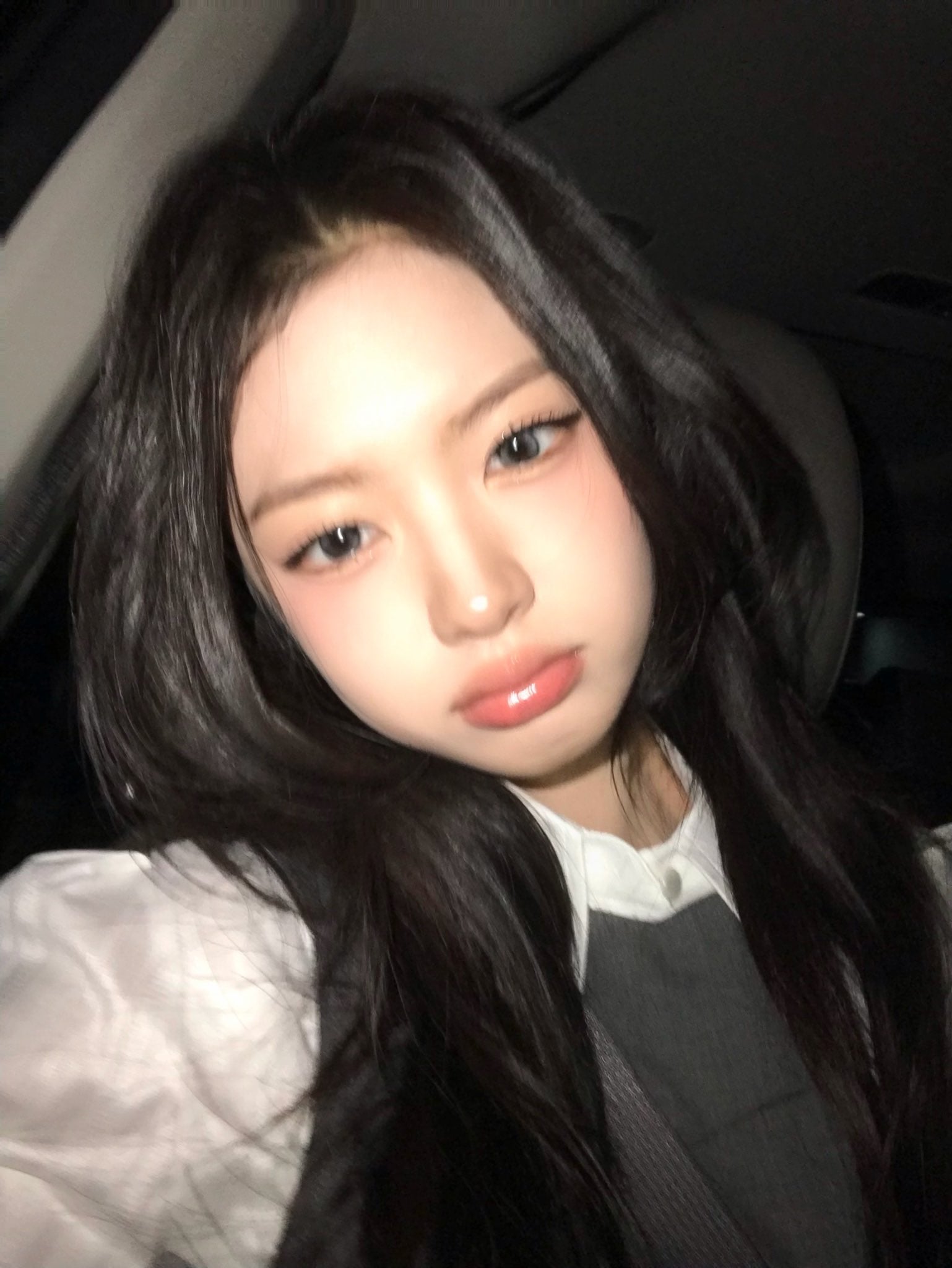 [잡담] 키키 키야 셀카수업 받고싶을 정도로 사진 잘 찍는듯 | 인스티즈