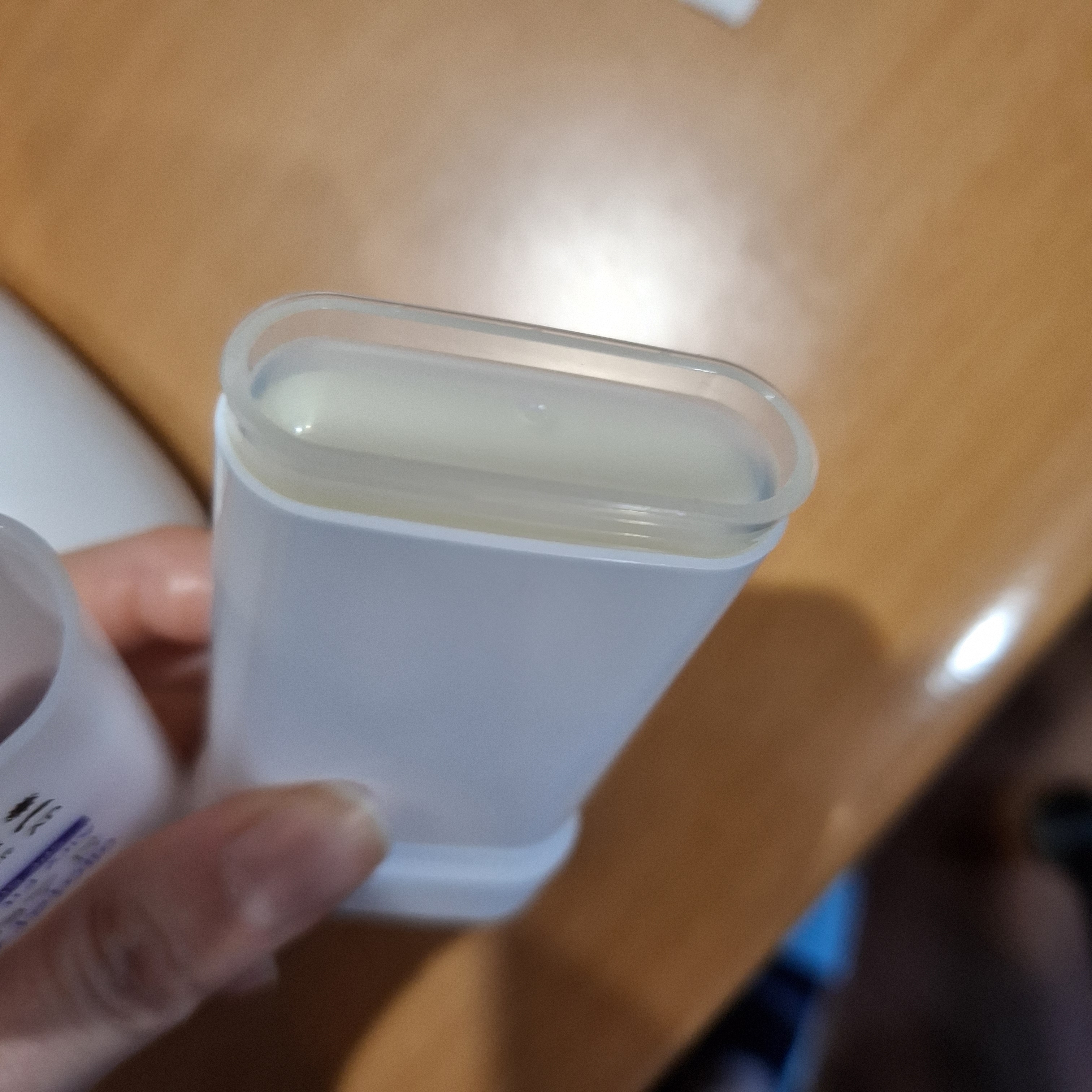 [잡담] 선스틱 안에 뚜껑 버리지마 | 인스티즈
