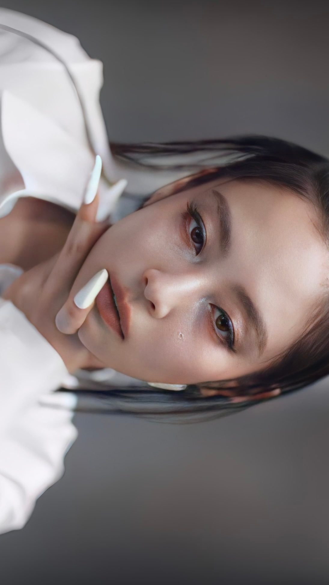 [잡담] 제니 피부결까지 보이는 느낌 | 인스티즈