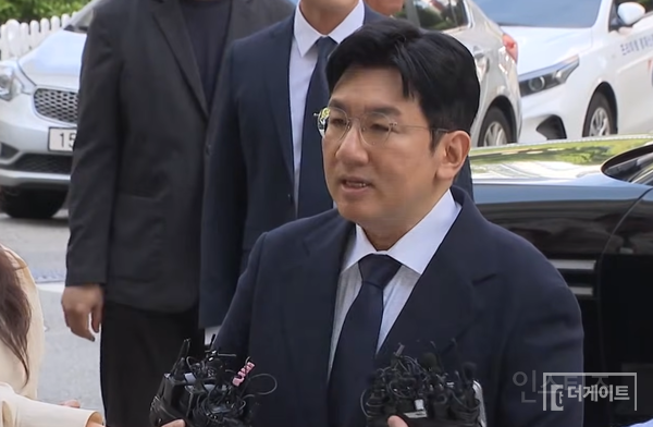 하이브, 앨범 '밀어내기' 사실이었다… 민희진 법원 판결문에 명시 | 인스티즈