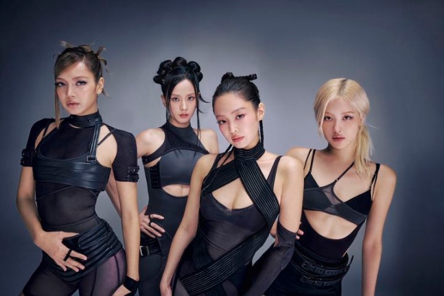 [정보/소식] 블랙핑크 '데드라인', 英 앨범차트 11위…'고'는 싱글차트 44위 • 로제 '아파트'도 차트인 | 인스티즈