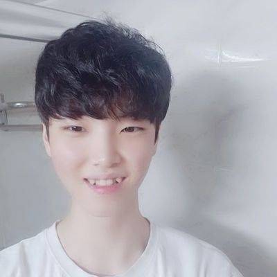 [잡담] 와 이사람 치아가 어케이러지? | 인스티즈