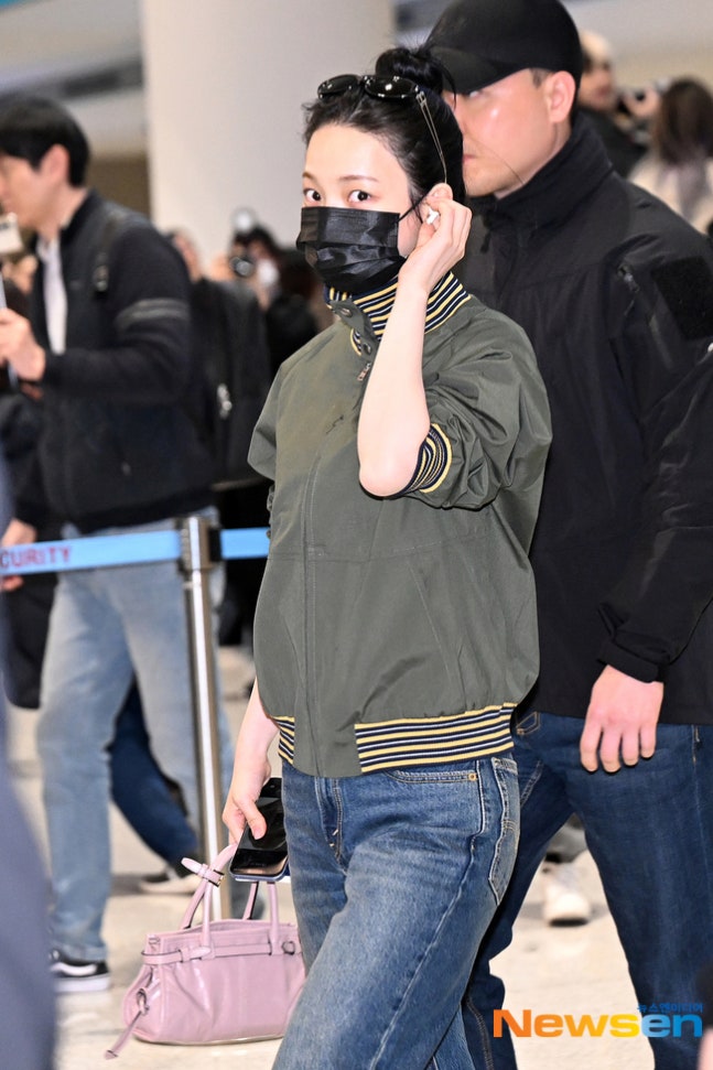 [잡담] 260301 카리나 공항 입국 기사사진 | 인스티즈