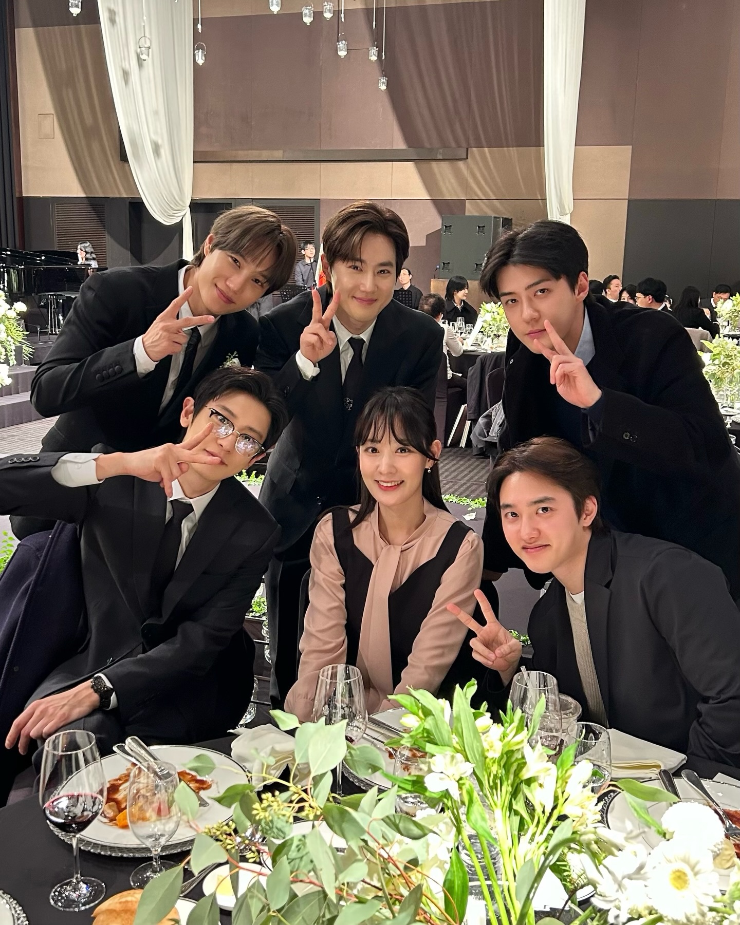 [잡담] 엑소 진짜 새삼 잘생겼다 | 인스티즈