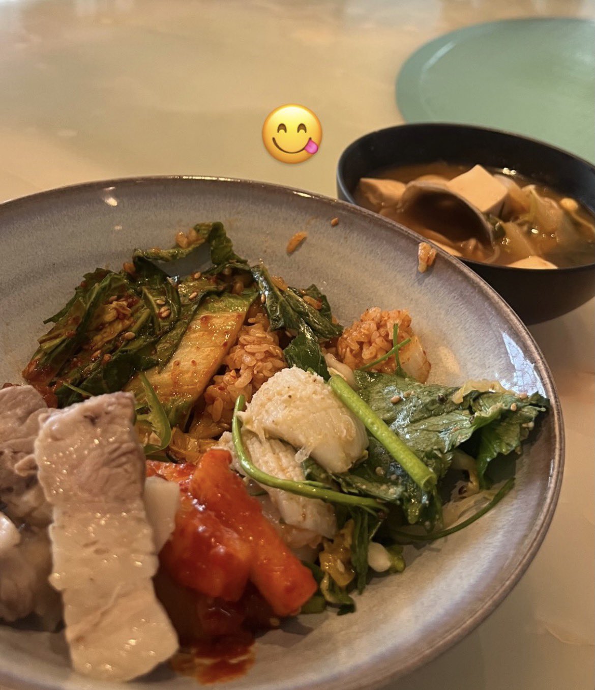 [잡담] 와 손종원 레스토랑 스탭밀 오늘도 때깔 미쳤다 | 인스티즈