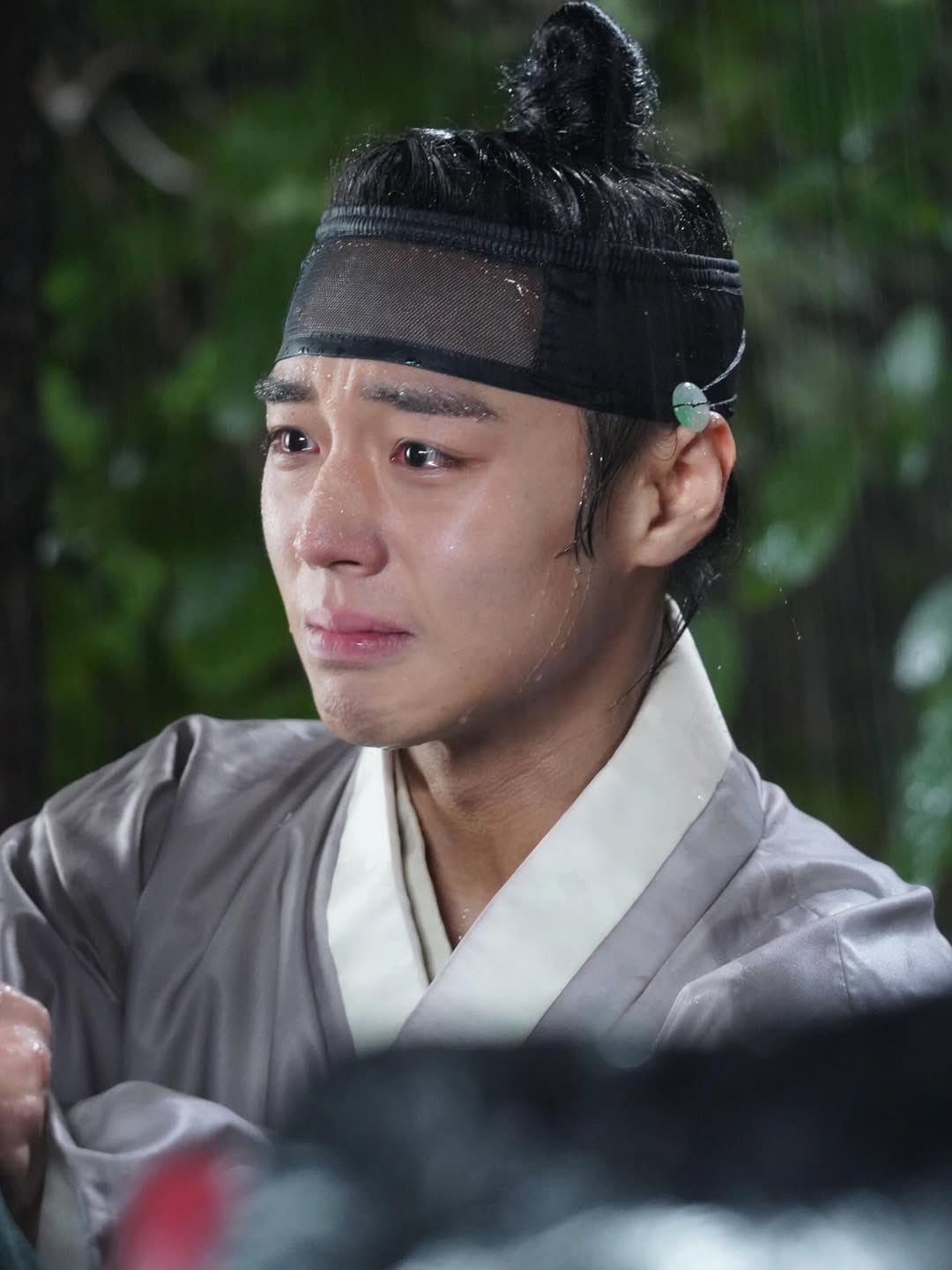 [잡담] 박지훈 왕사남 이 장면 눈빛으로 말하는거 대박이야 | 인스티즈