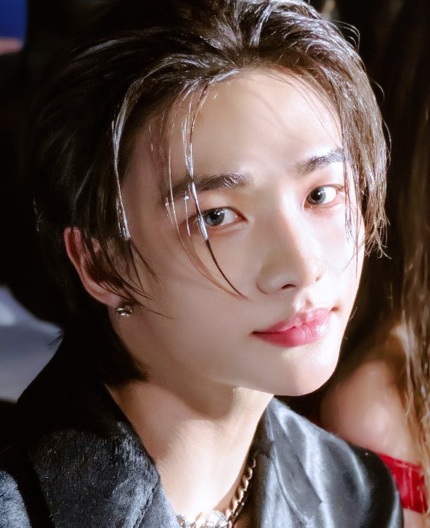 [잡담] 스키즈 신유 투어스 현진 | 인스티즈