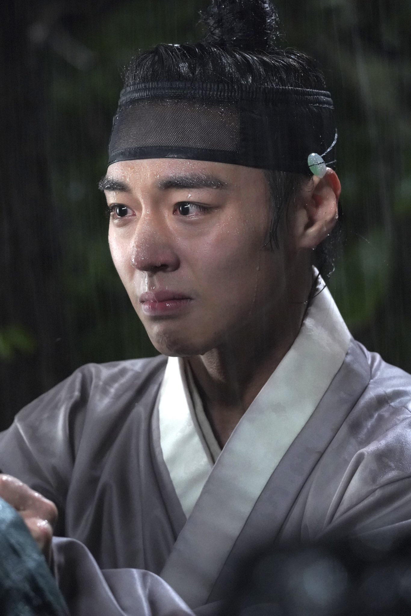 [잡담] 왕사남 보고나서 왜 박지훈 눈빛만 강하게 기억나는지 알겠음 | 인스티즈