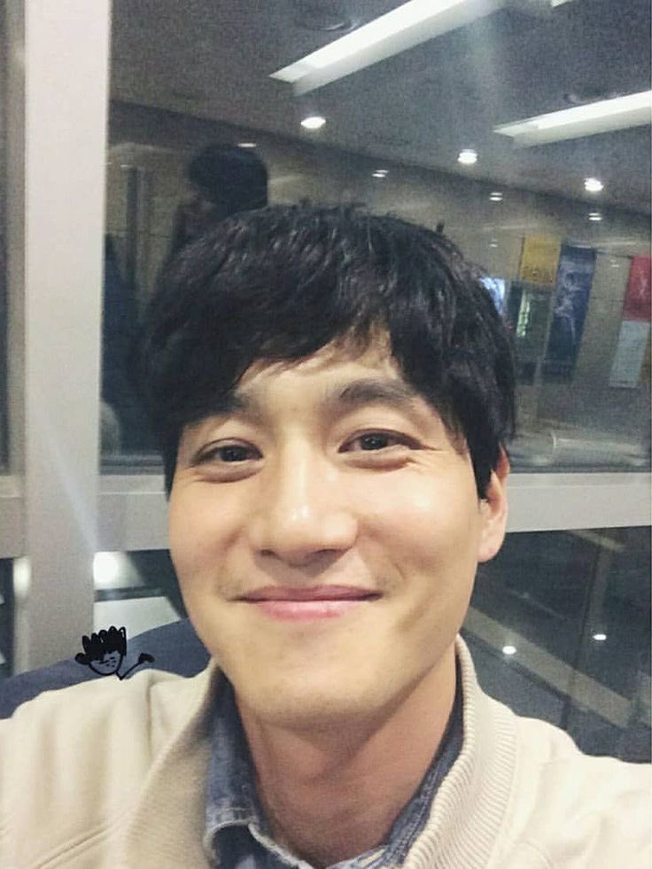[잡담] 역시 잘생긴 사람은 셀카에 간절함이 없다 | 인스티즈