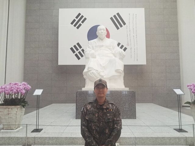 [정보/소식] '군 복무' 장문복, 5개월 만에 전한 근황…"3.1절 맞아 김구 기념관 방문" | 인스티즈