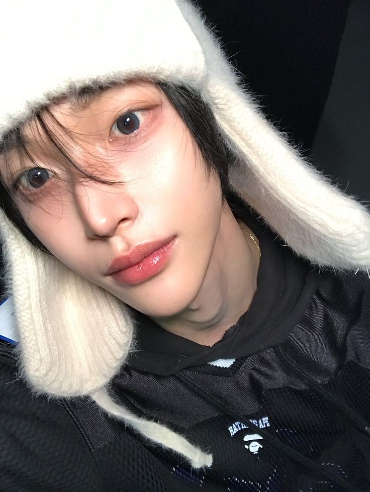 [잡담] 원빈 이 셀카 뭐임 | 인스티즈