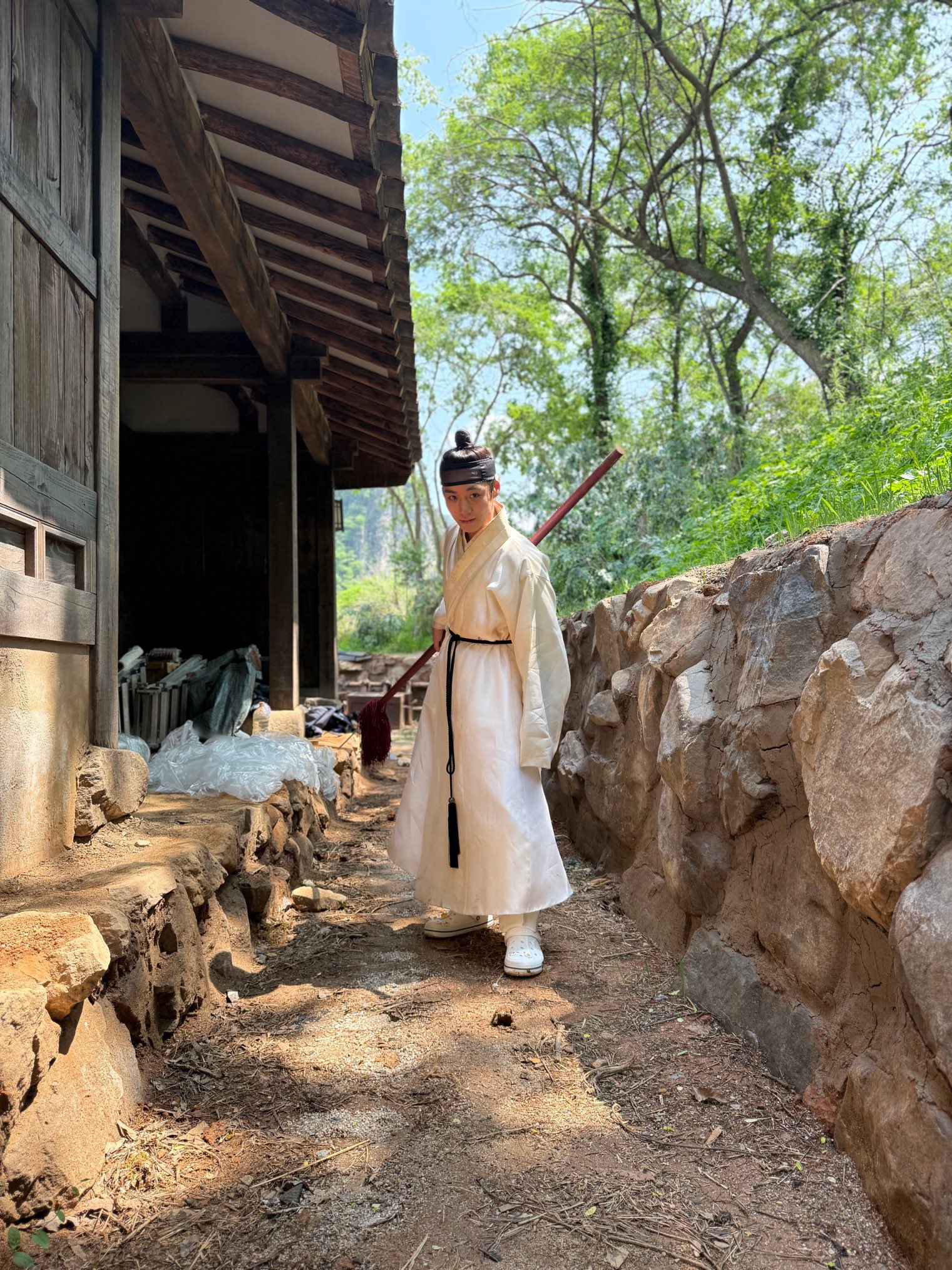 [잡담] <왕과 사는 남자> 이홍위📸 900만 관객 여러분, 감사합니다 | 인스티즈