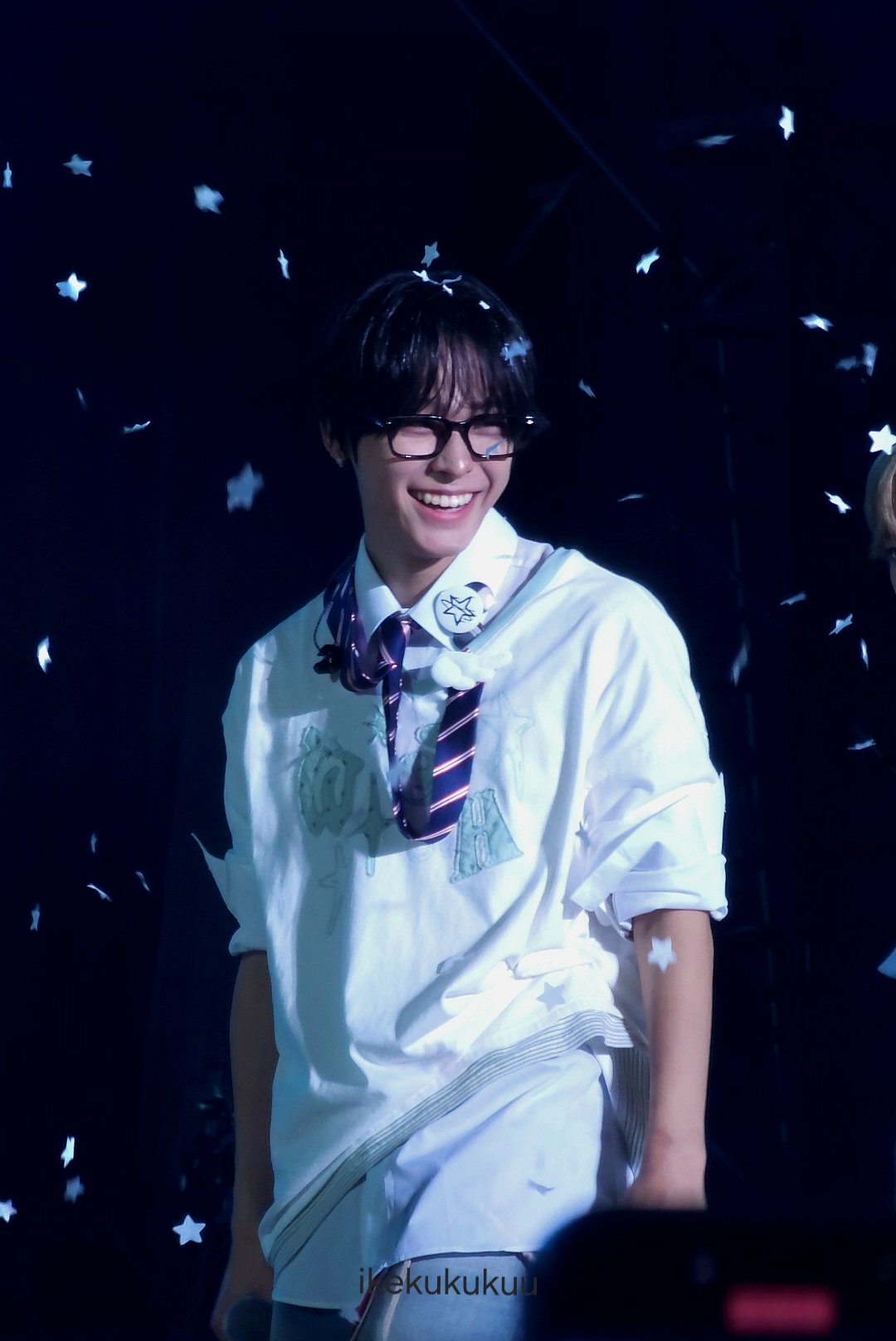 [잡담] 리쿠 이거 팬보고 웃는건데 겁나 빵빵해ㅋㅋㅋ | 인스티즈