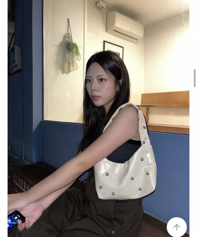 [잡담] 가방 골라주세요🙏🏻🙏🏻🙏🏻 | 인스티즈