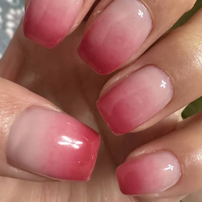 [잡담] 네일 그라 처음 해보는데 이게 맞아....?? | 인스티즈