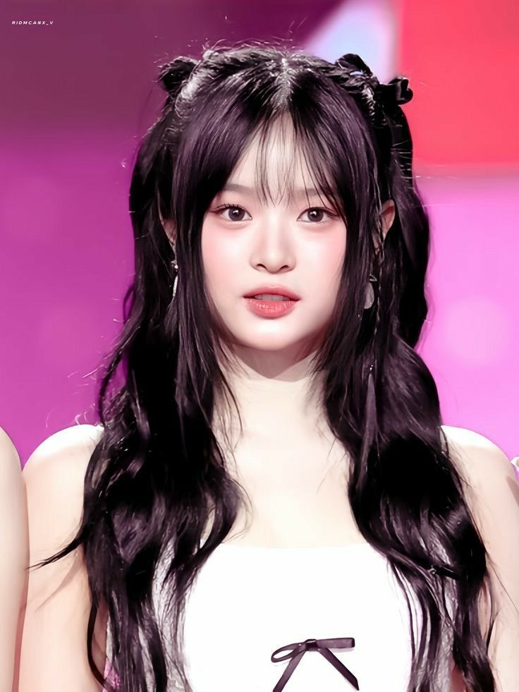 [잡담] 아뉘 근데 뉴진스 하니 ㄹㅇ 수요상이다 | 인스티즈