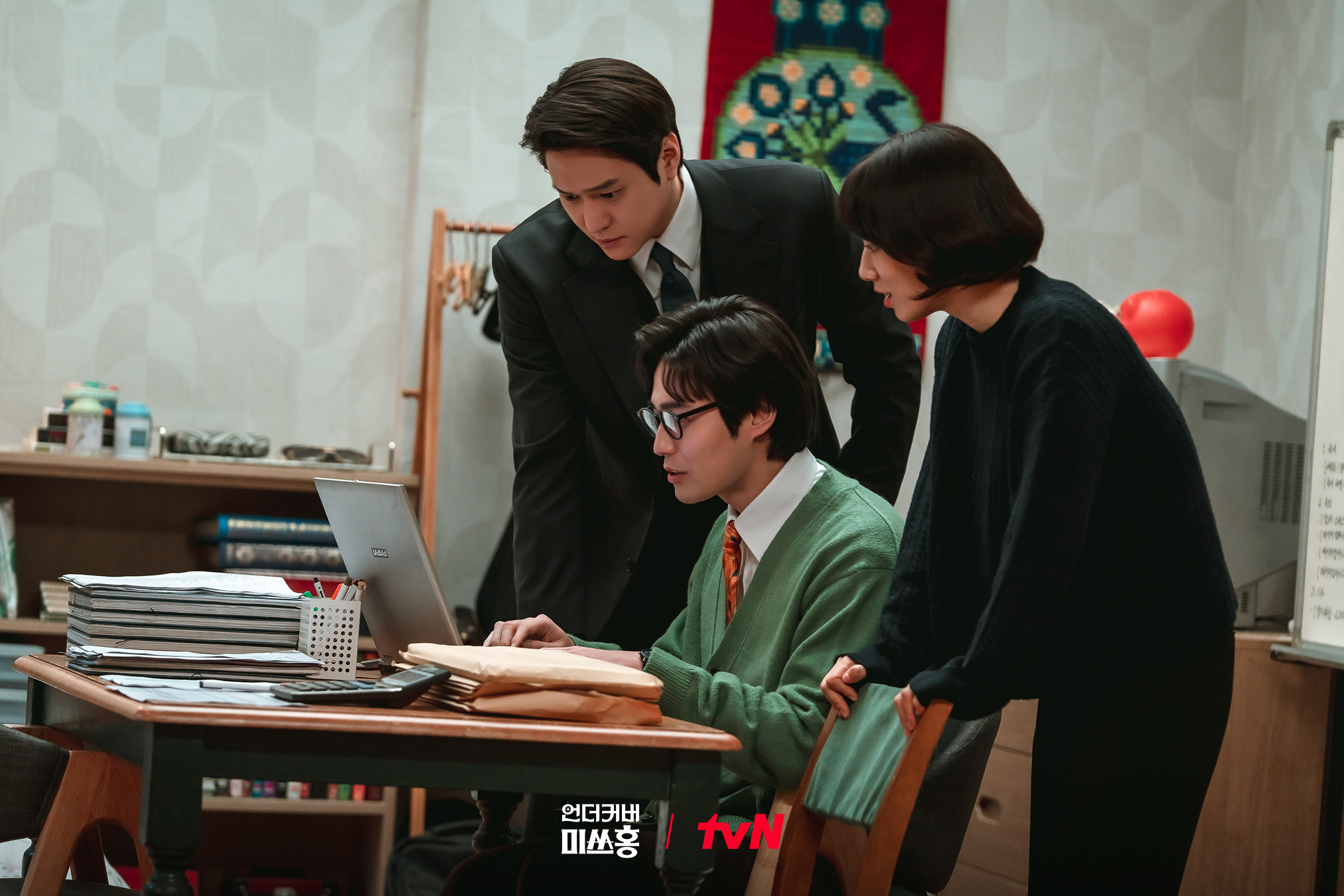 [잡담] 언더커버미쓰홍) TEAM 여의도 해적단 입사 순으로 제일 막내!질주하는 8t 트럭의 핵심 열쇠, 신정우 (͒ ⋆˙꒳˙)͒σ | 인스티즈