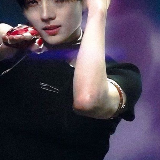 [잡담] 이상원 손마디 핑크인거 아는 사람 | 인스티즈