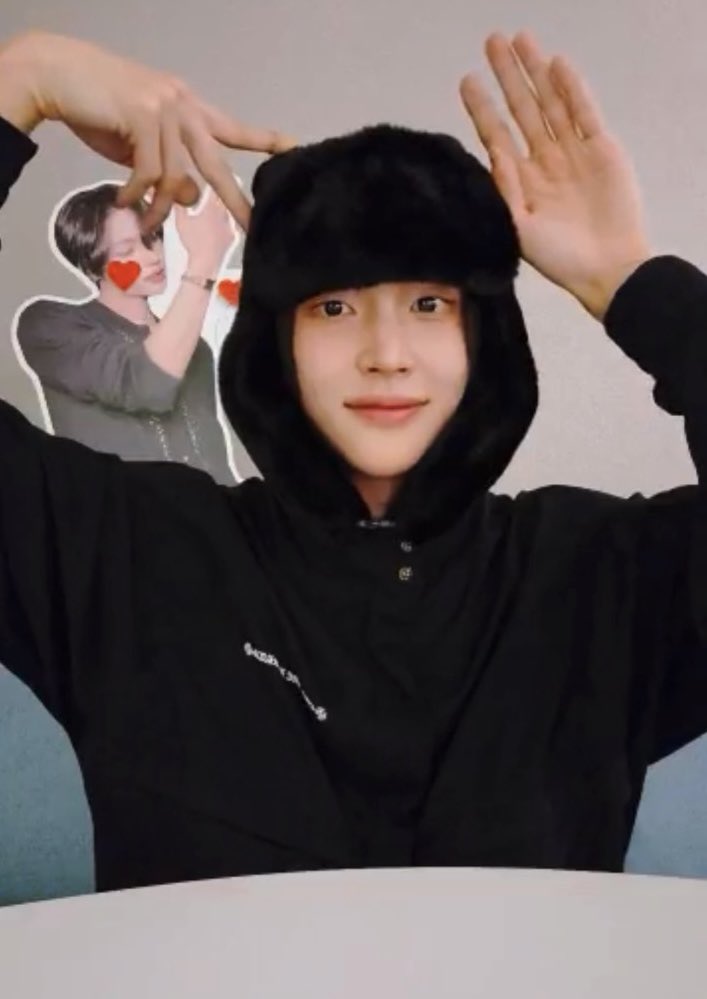 [잡담] 어제 원빈이 라방은 정말 뭐였을까 (어쩌다보니 스압) | 인스티즈