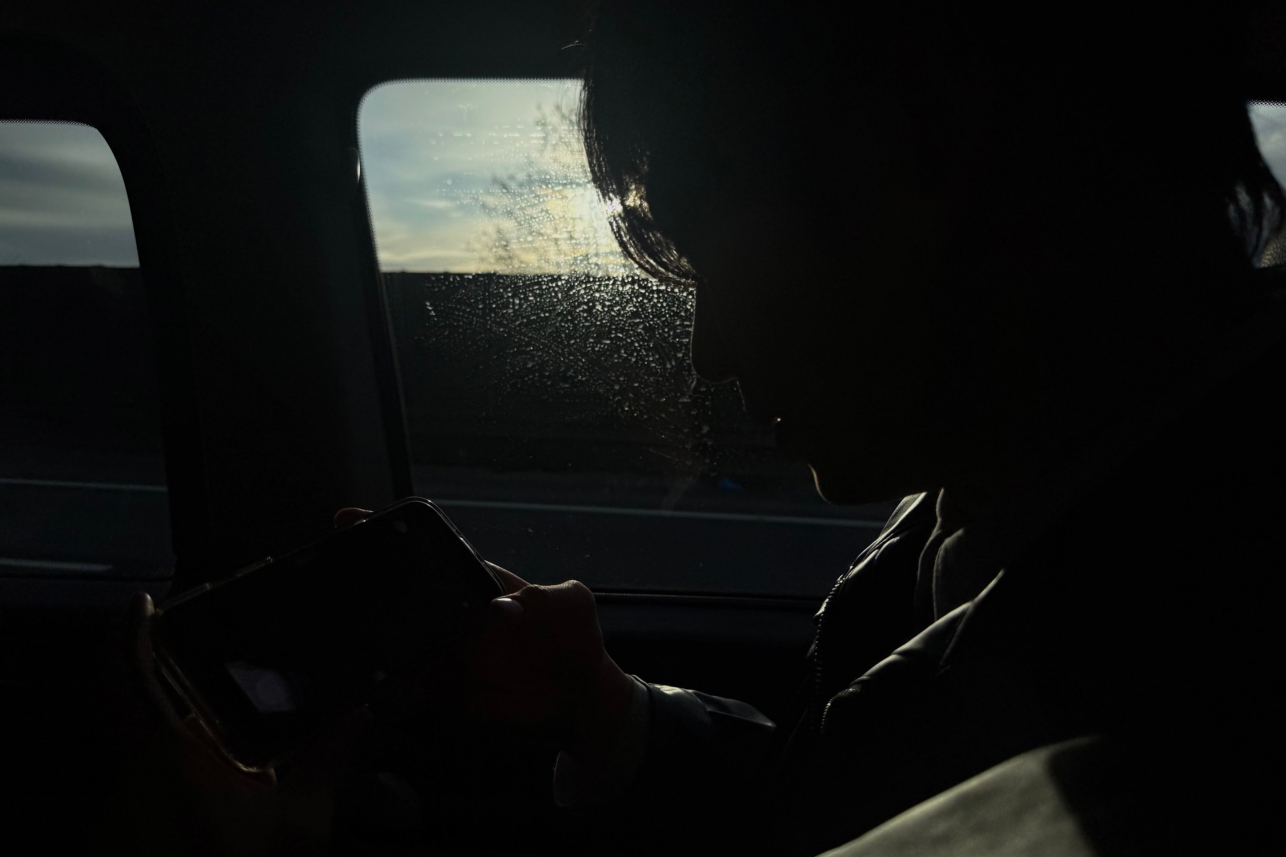 [잡담] 이상원 방금 플챗에 파리 사진올렸는데 | 인스티즈