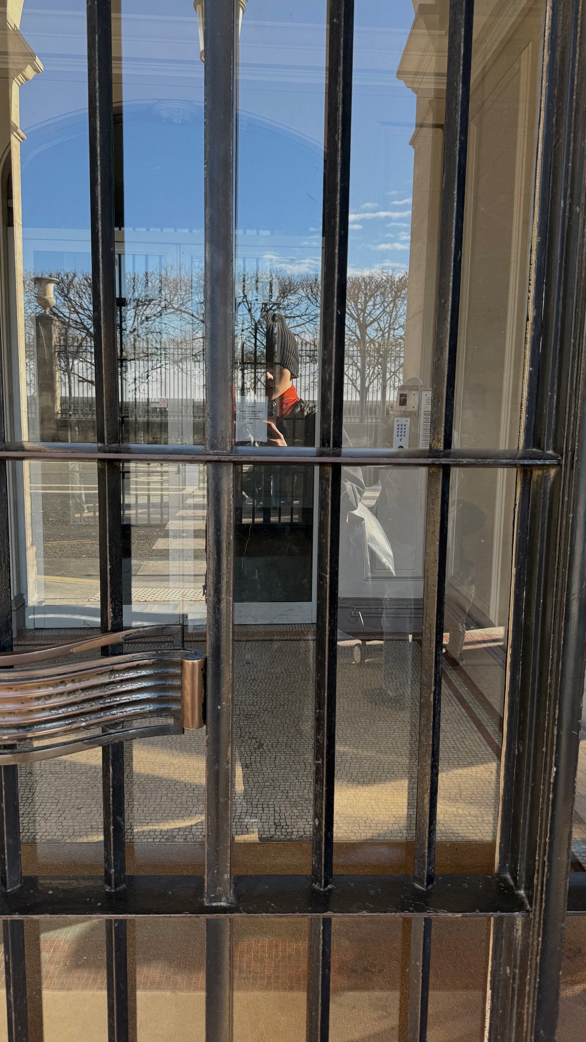 [잡담] 이상원 방금 플챗에 파리 사진올렸는데 | 인스티즈