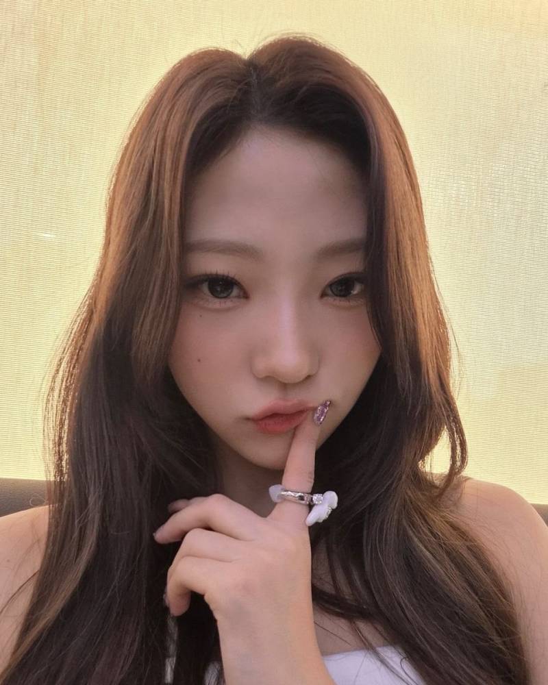 스텔라 떡볶이 김다현 셀카 고화질 (37) 공유 webp ❌️❌️❌️ | 인스티즈