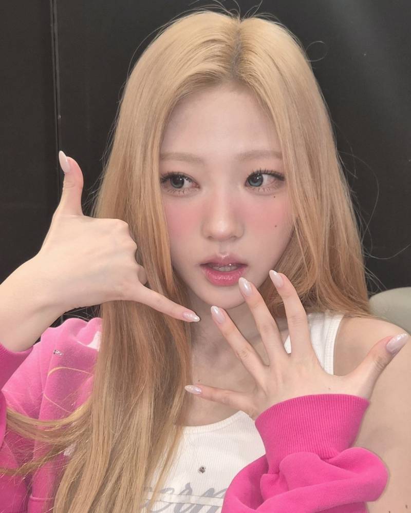 스텔라 떡볶이 김다현 셀카 고화질 (37) 공유 webp ❌️❌️❌️ | 인스티즈