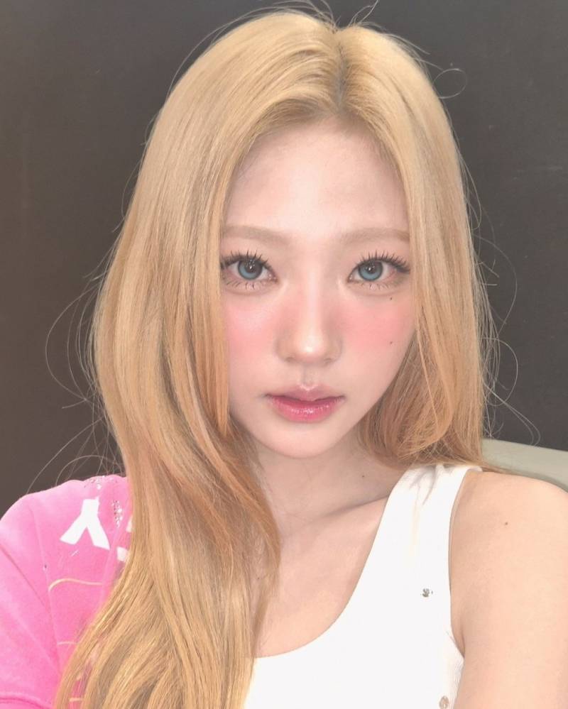 스텔라 떡볶이 김다현 셀카 고화질 (37) 공유 webp ❌️❌️❌️ | 인스티즈