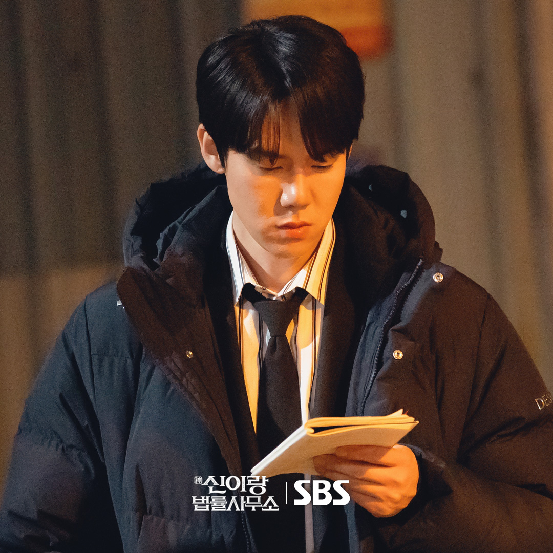 [잡담] 신이랑) 이런 변호사 만나려면 어디로 가면 될까요,,오직 유연석만 가능한 부캐 퍼레이드🎉 | 인스티즈