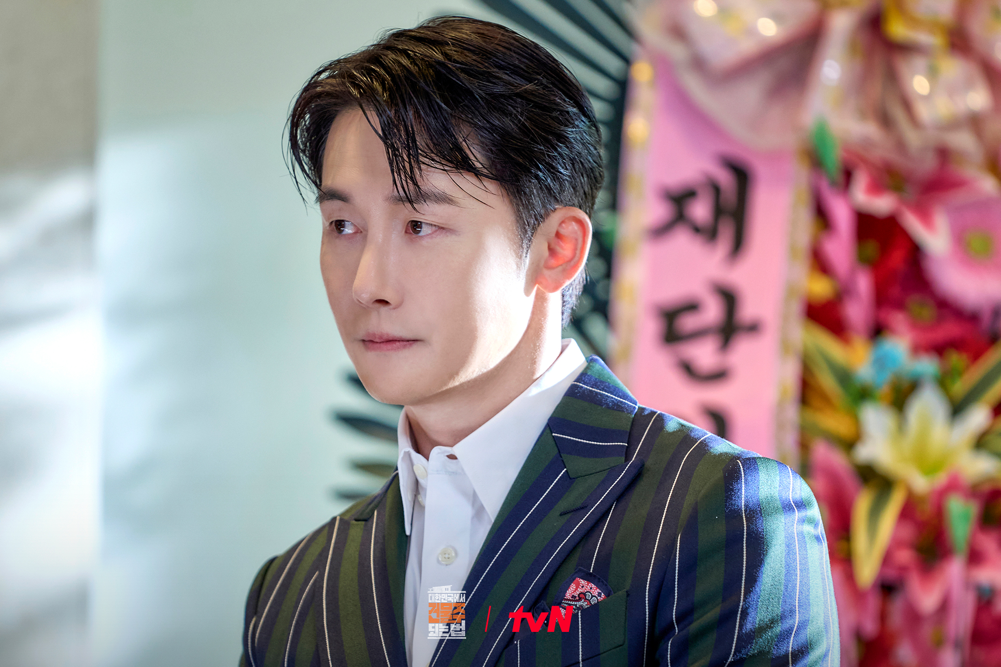 [잡담] 건물주) 인정에 목말라 있던 민활성김준한이 완성한 젠틀 허세 느좋캐🌟 | 인스티즈