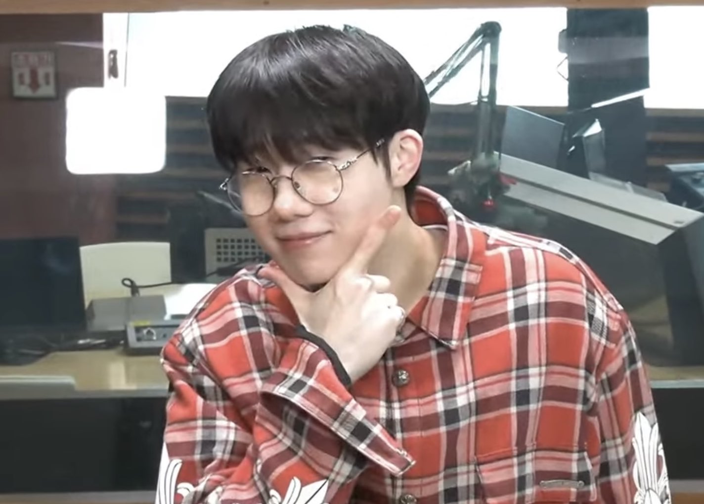 [잡담] 성규한테 장난치고 싶음 | 인스티즈