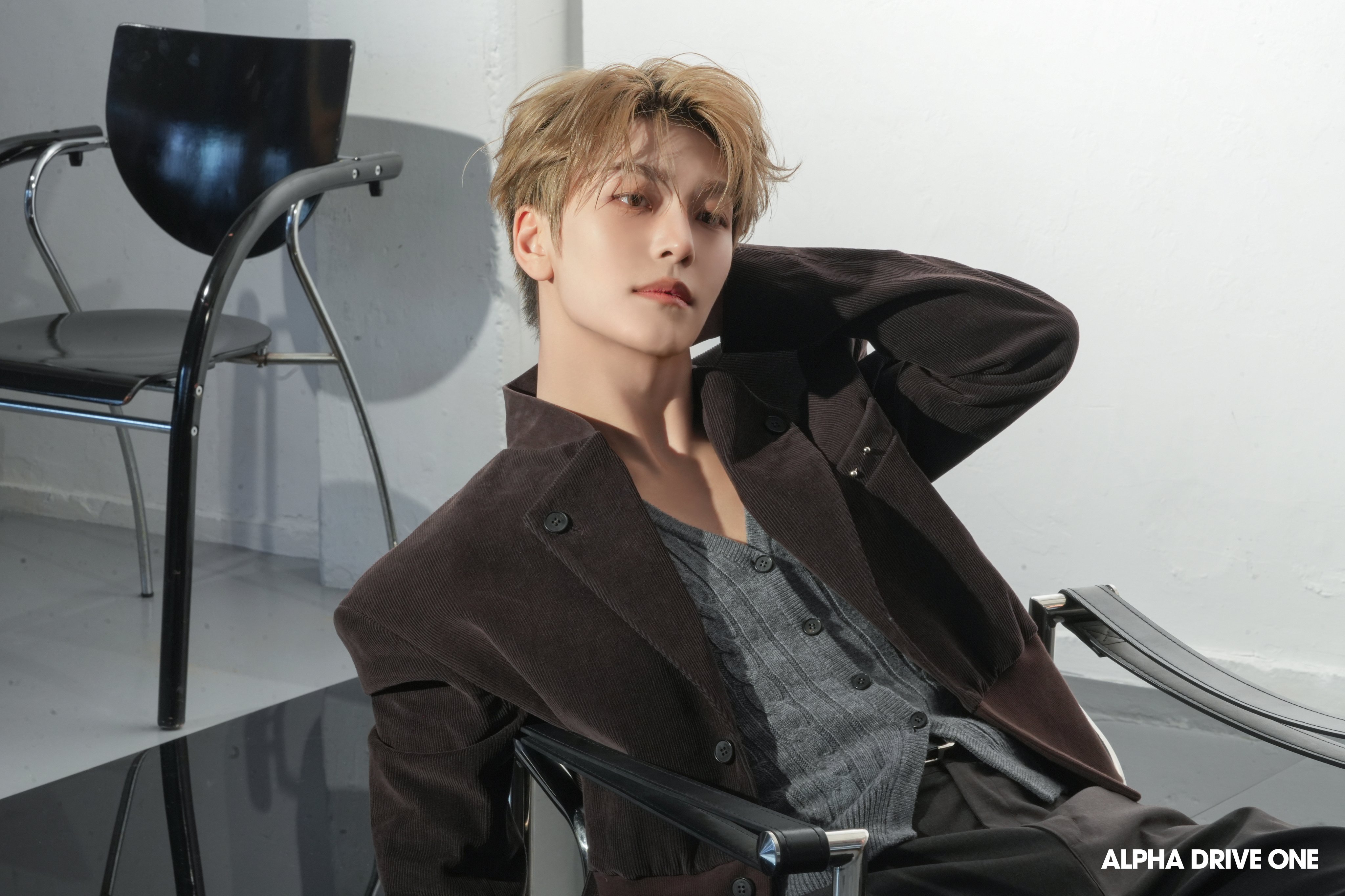 [잡담] 아 너무 잘생겼다 | 인스티즈