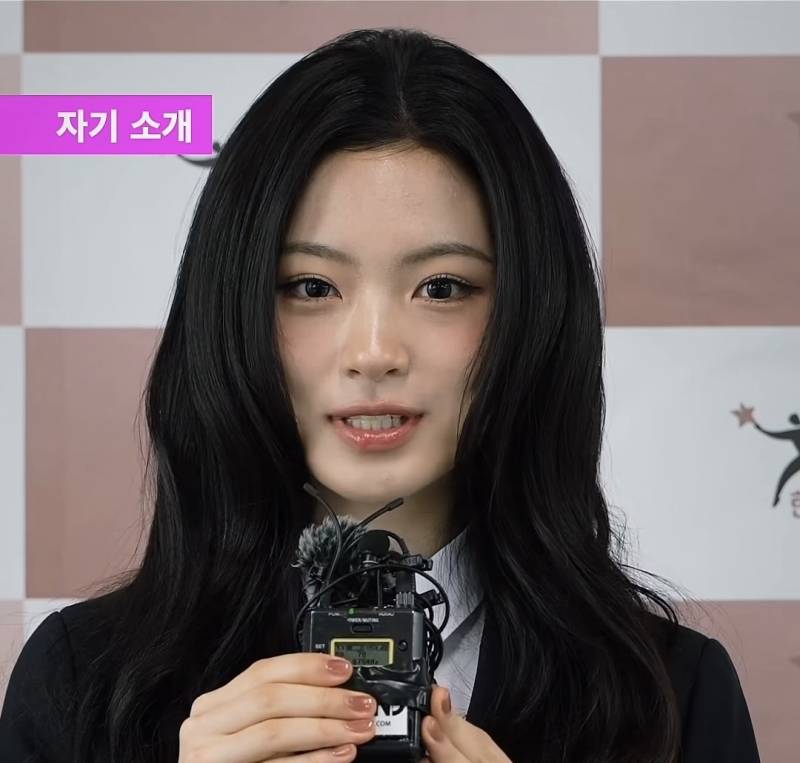 [잡담] 키야 머리처럼 얼굴 감싸게 고데기 하려면 어케 해야대 | 인스티즈