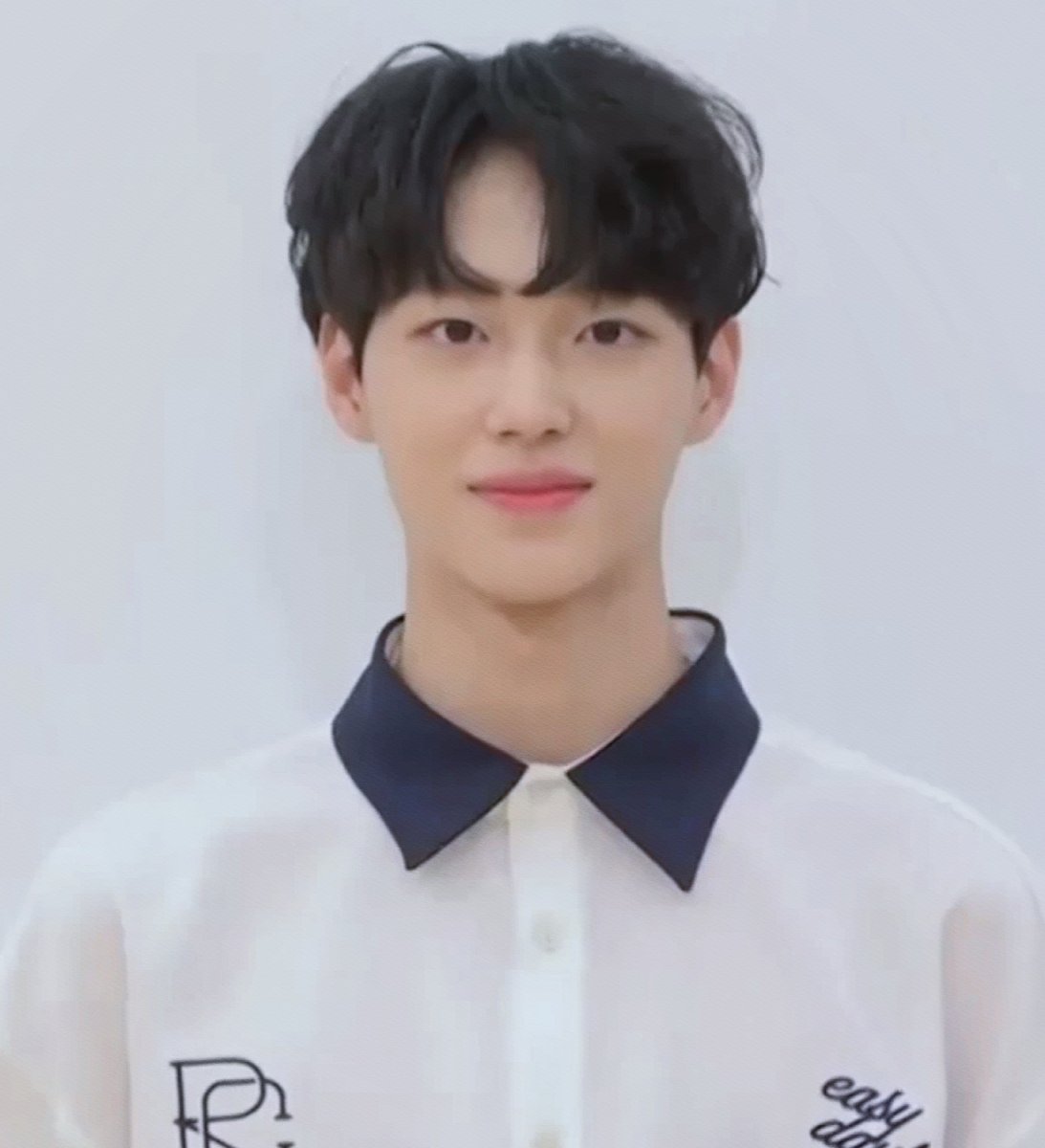 [잡담] 원빈 이때는 고양이도 토끼도 오리도 아닌데????? | 인스티즈