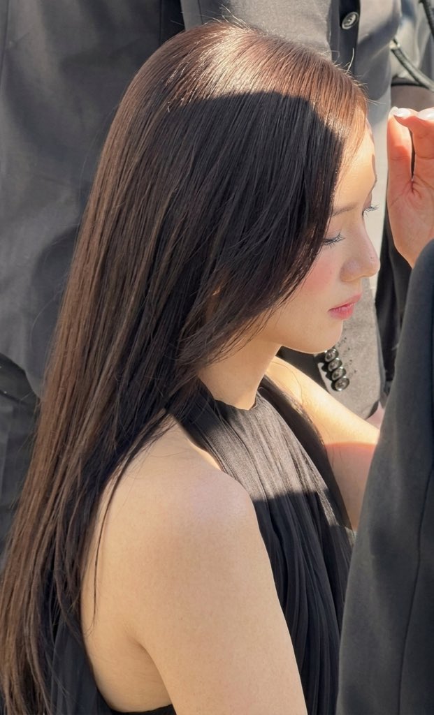 [잡담] 이번에 주운 지수 사진인데 | 인스티즈