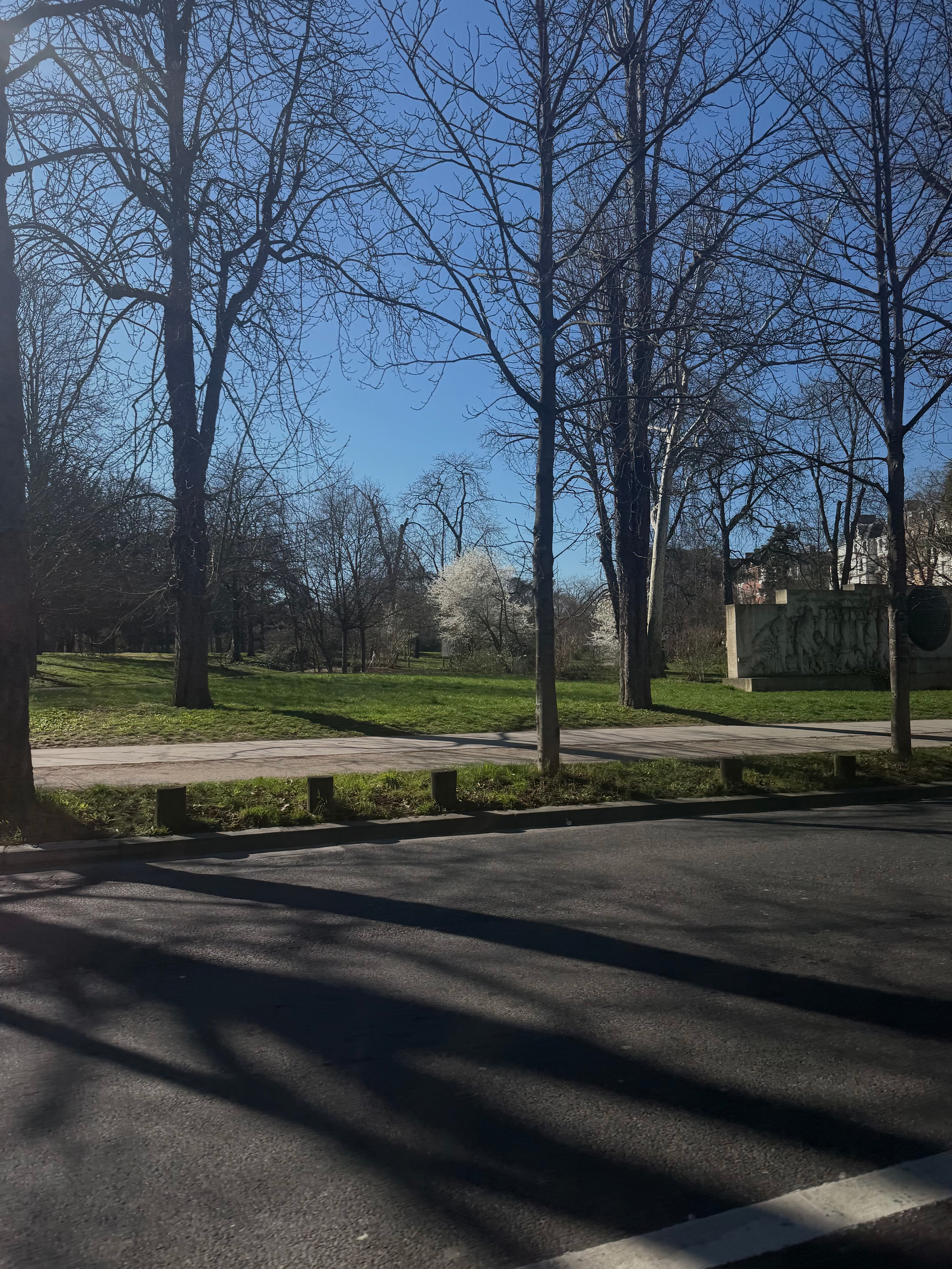 [잡담] 와 이상원 파리에서 사진 찍은거 느낌좋다 | 인스티즈