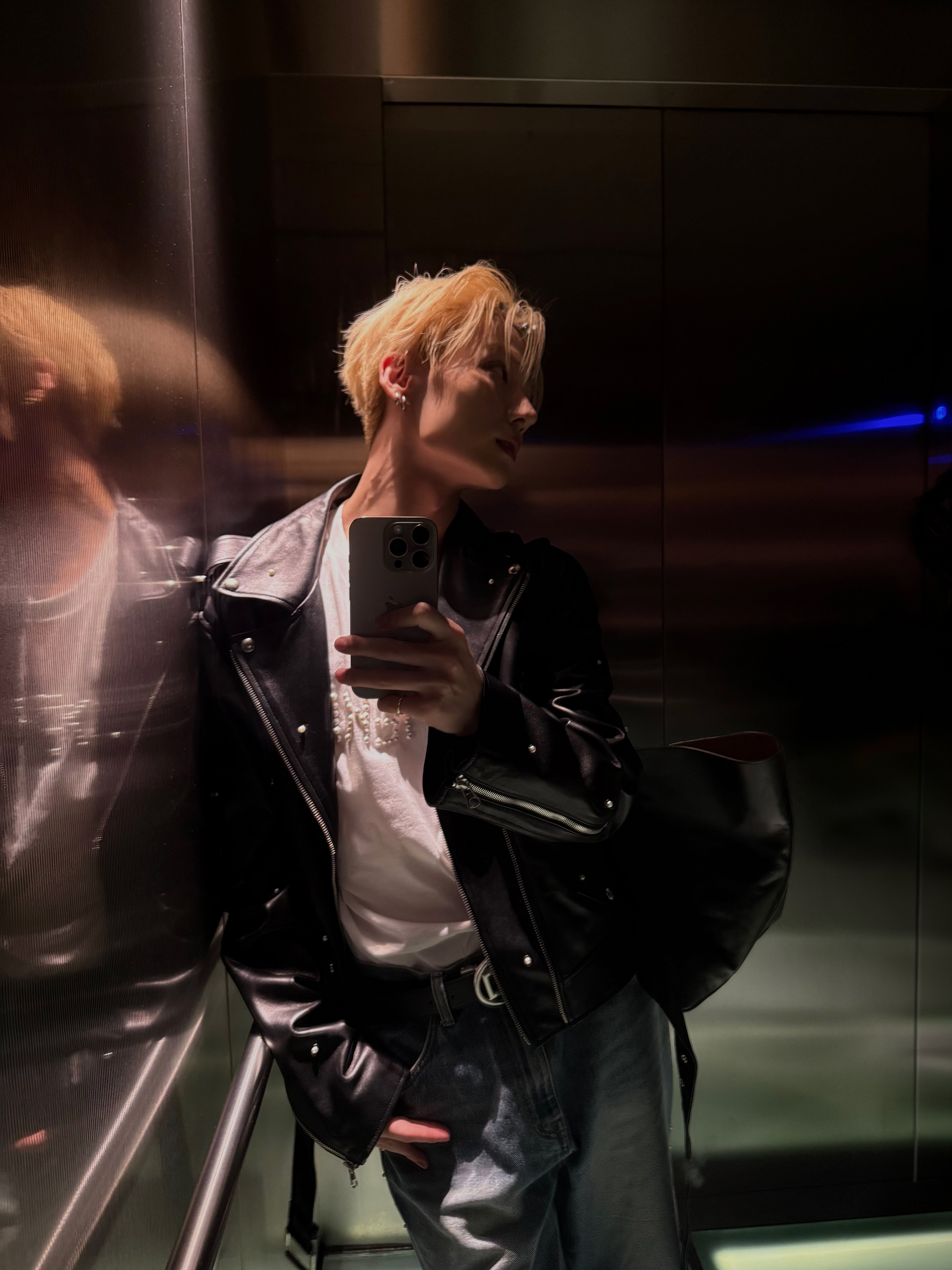 [잡담] 와 이상원 파리에서 사진 찍은거 느낌좋다 | 인스티즈