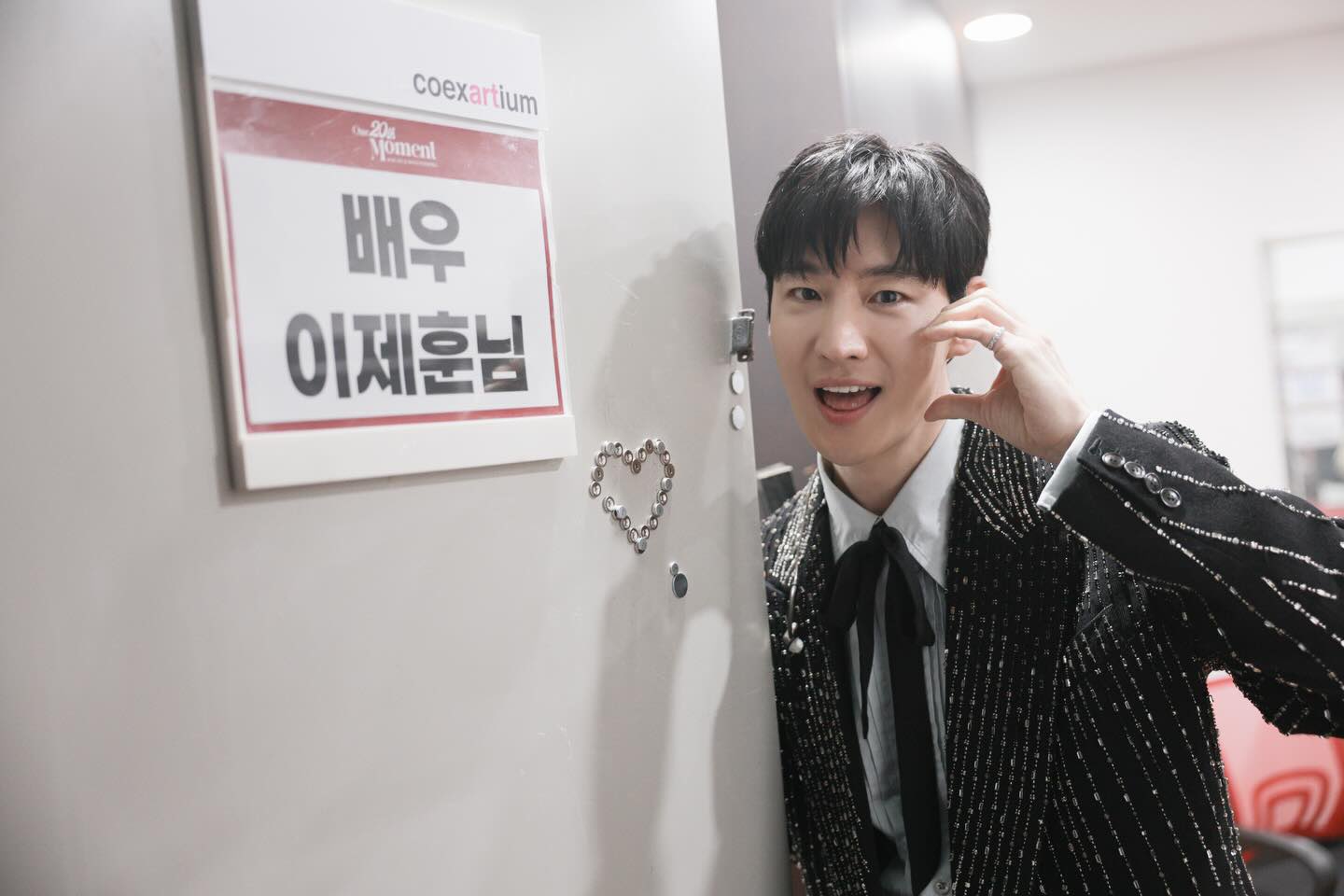 [잡담] 이제훈) 260305 이제훈 인스타 업뎃 | 인스티즈