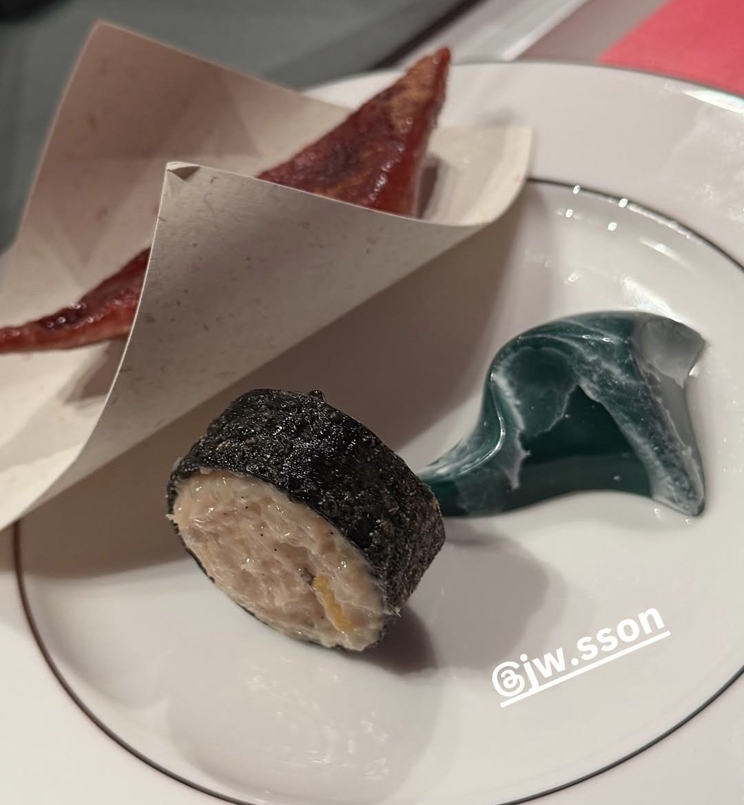 [잡담] 우와 손종원 오늘 부산에서 만든 파도모양 디저트 | 인스티즈