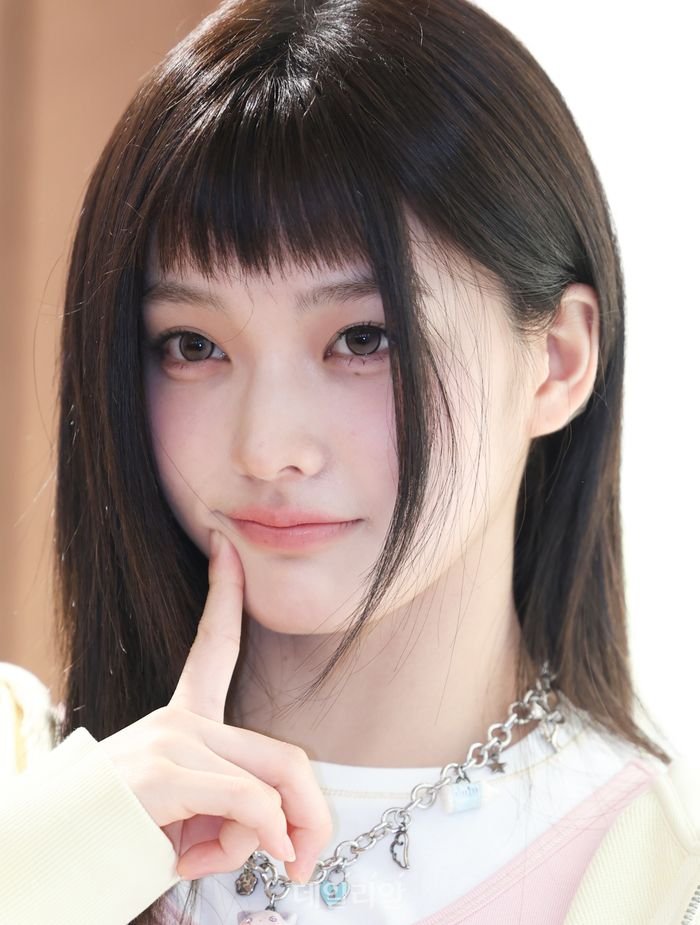 [잡담] 로하는 처피뱅만 하면 마그네틱때로 돌아가네 | 인스티즈